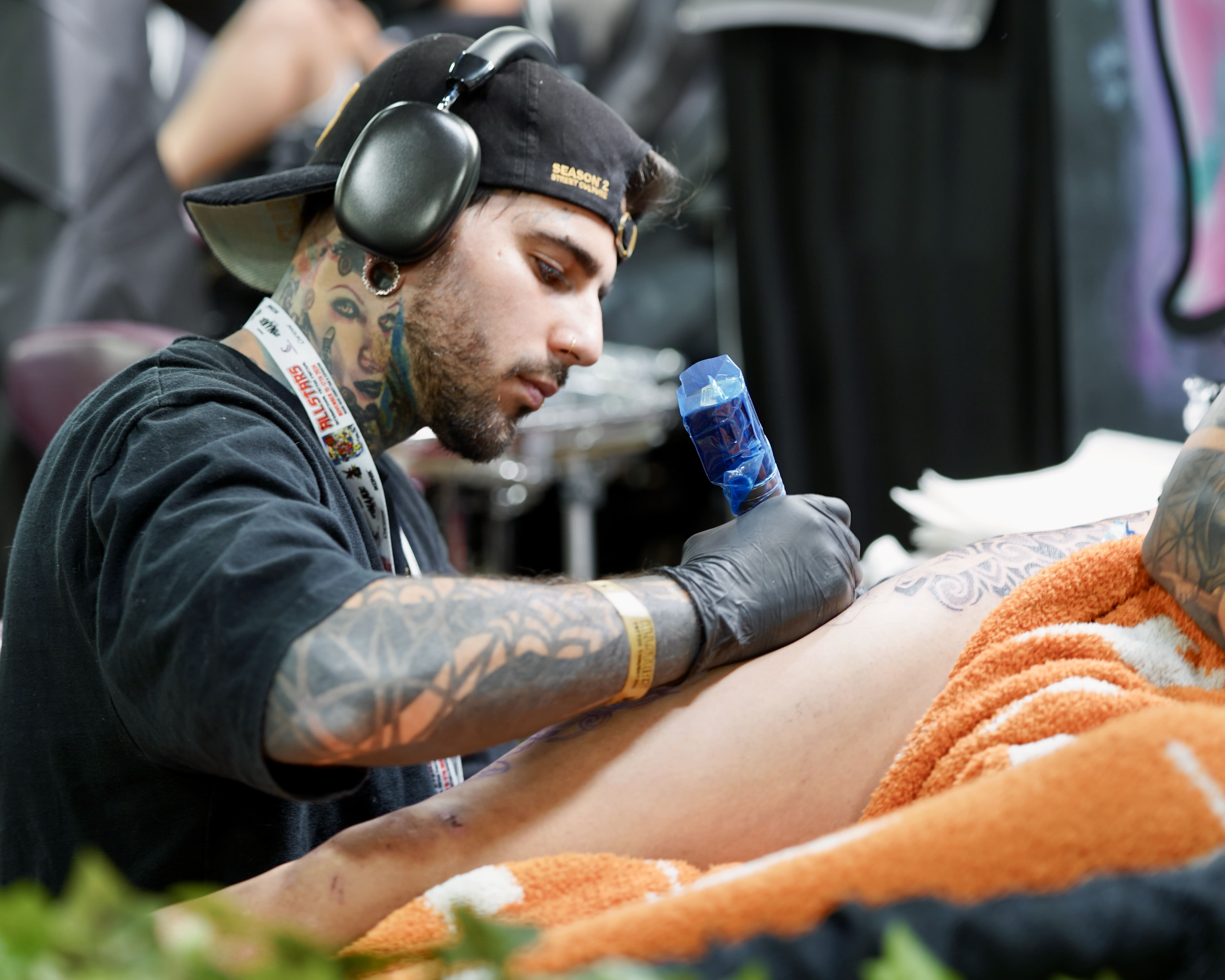 Luis Gil: El artista que eleva la piel de las estrellas