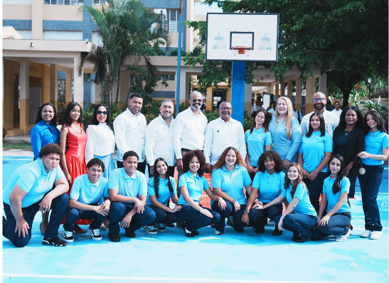 INEFI REMOZA CANCHAS DEL LICEO EN ARTES JOSÉ FRANCISCO PEÑA GÓMEZ, EN EL INICIO DEL AÑO ESCOLAR EN SFM