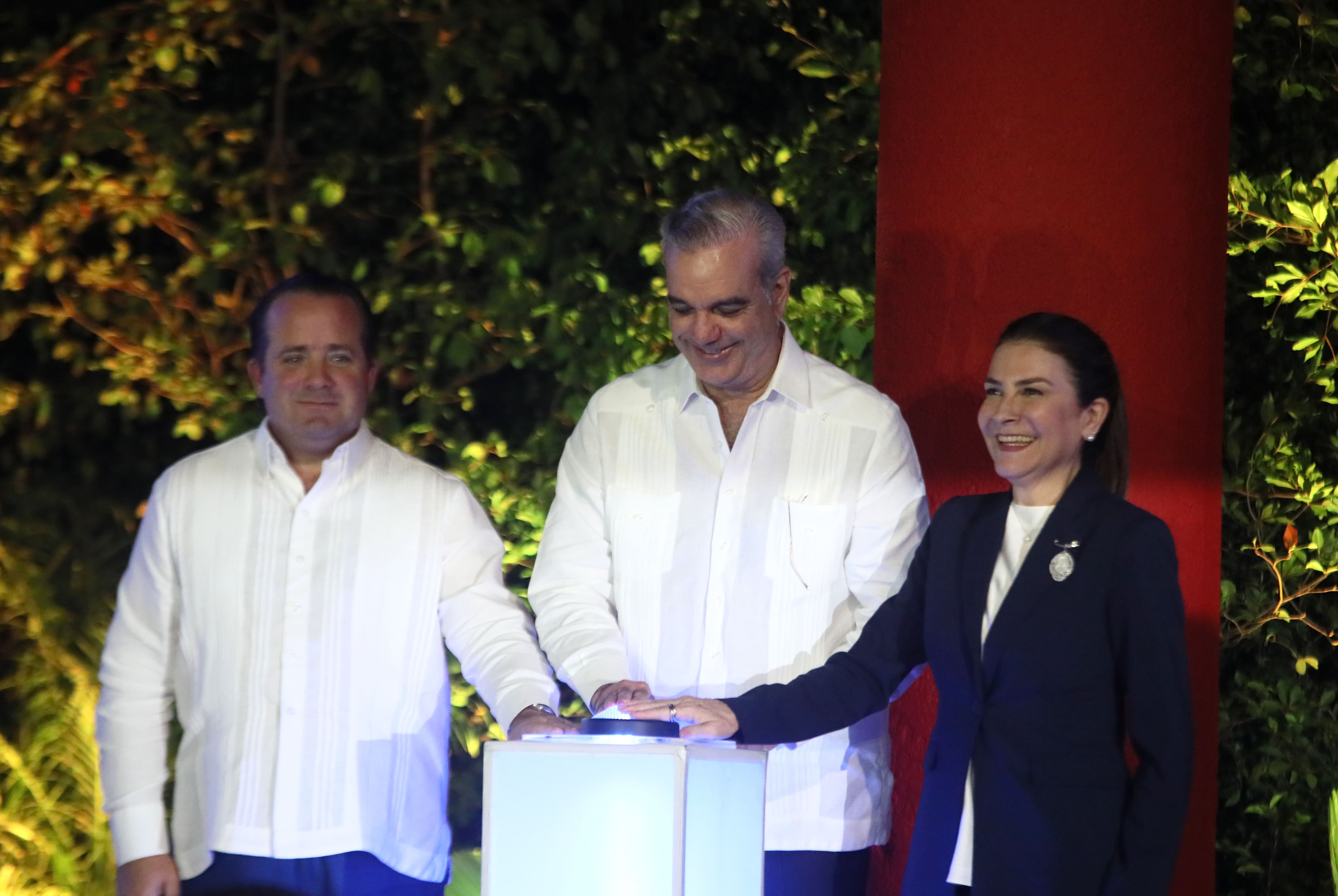 Presidente Abinader oficializa el recorrido de la Antorcha de Santo Domingo 2026