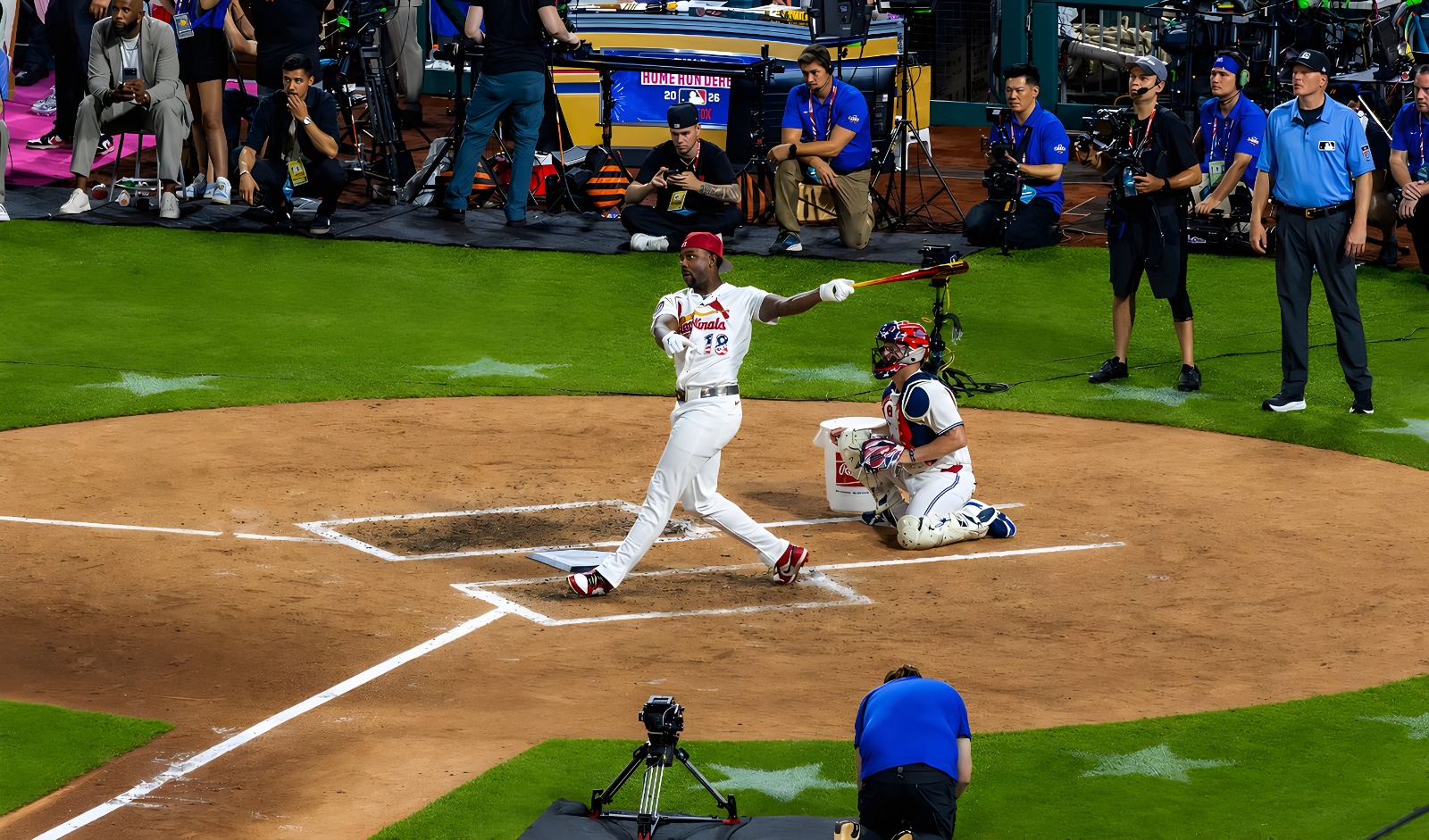 Jordan Walker apaga la casa de Schwarber y se roba el show en el Home Run Derby 2026