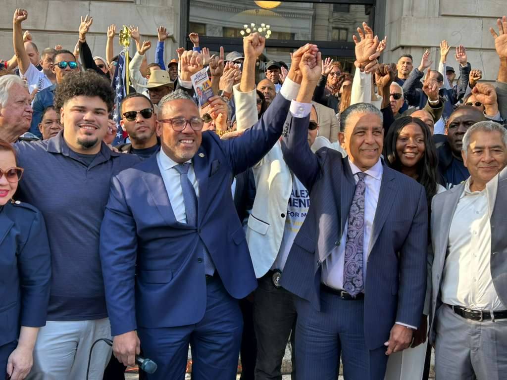 Adriano Espaillat respalda a Alex Méndez como candidato a la alcaldía de Paterson