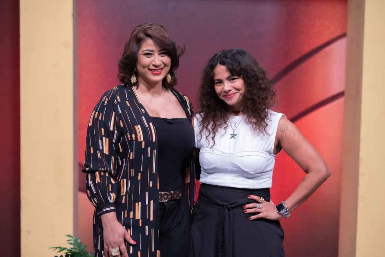 Yenny Polanco Lovera conversará con esta artista sobre sus nuevos proyectos. También, presentaremos un reportaje de Bavaro Adventure Park.