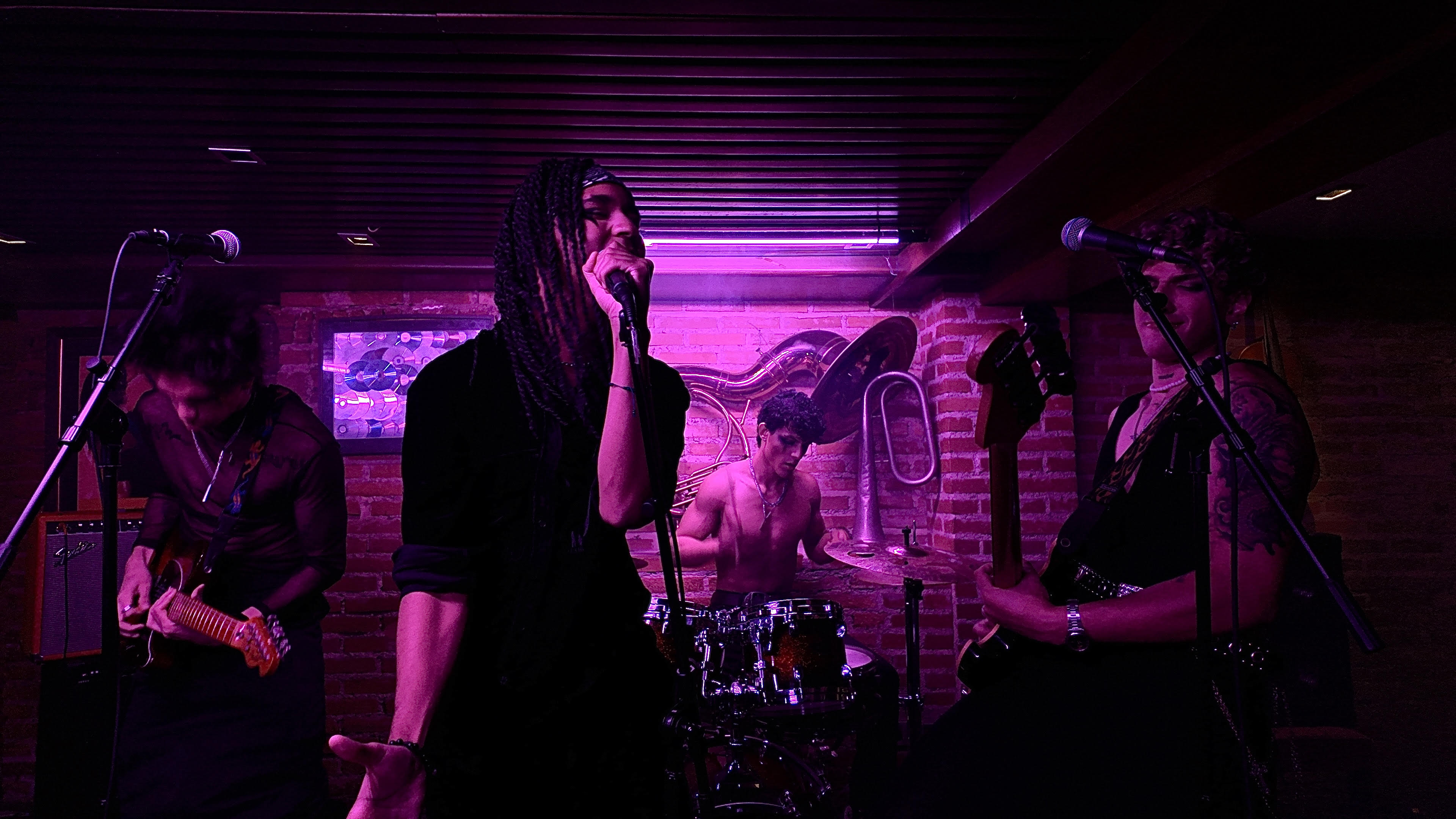 ¡El fenómeno Musiú no se detiene! Tras viralizarse en redes sociales la banda presenta "Fama" y confirma show en Caracas