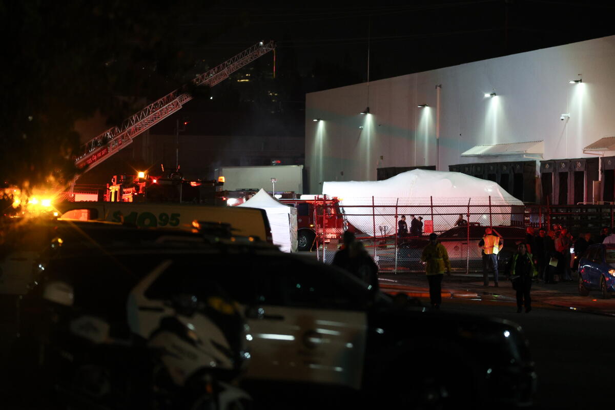 Tragedia en Los Ángeles: tres muertos al estrellarse helicóptero de NBC4 y Telemundo 52